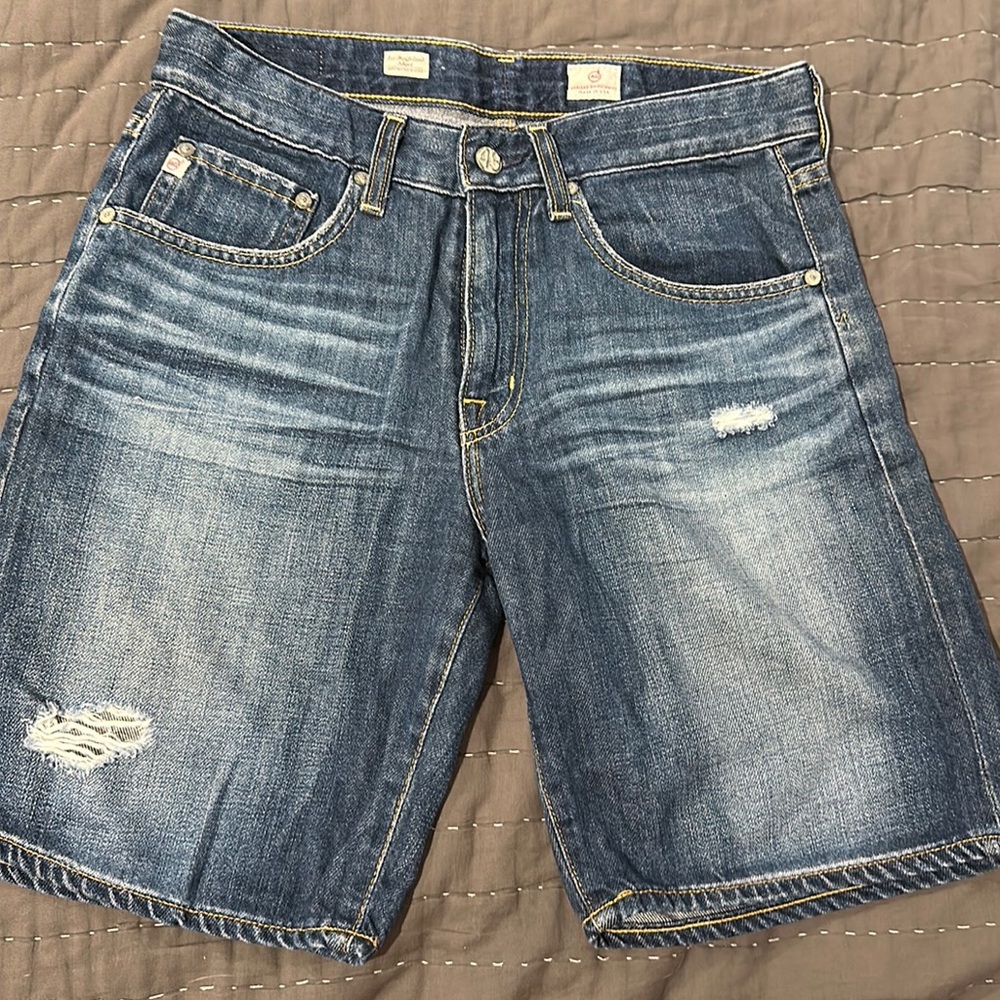 AG Ex- Boyfriend Short denim Women’s size 26